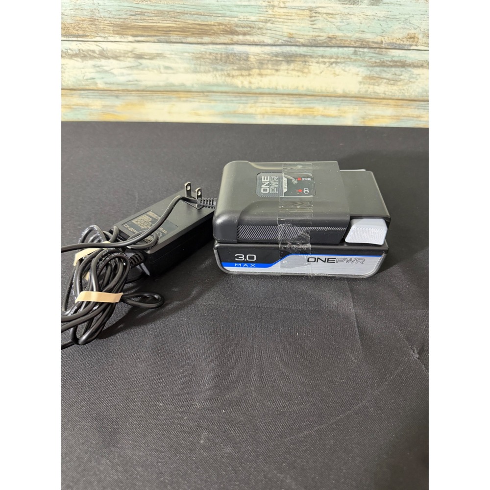 Hoover ONEPWR 3.0 Ah Max Battery and Charger Set Black NEW (Open Box) BH25030